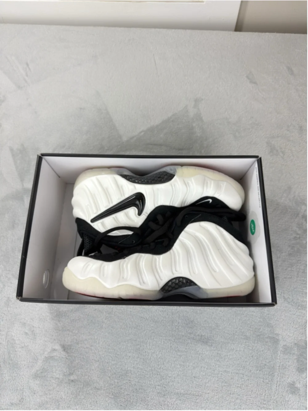 Nike Air Foamposite Pro Pearl (2025) Nwt Men's Size 7 US/6 Uk/40 EU HF0794-200